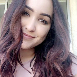 Meet your Posher, Evaa